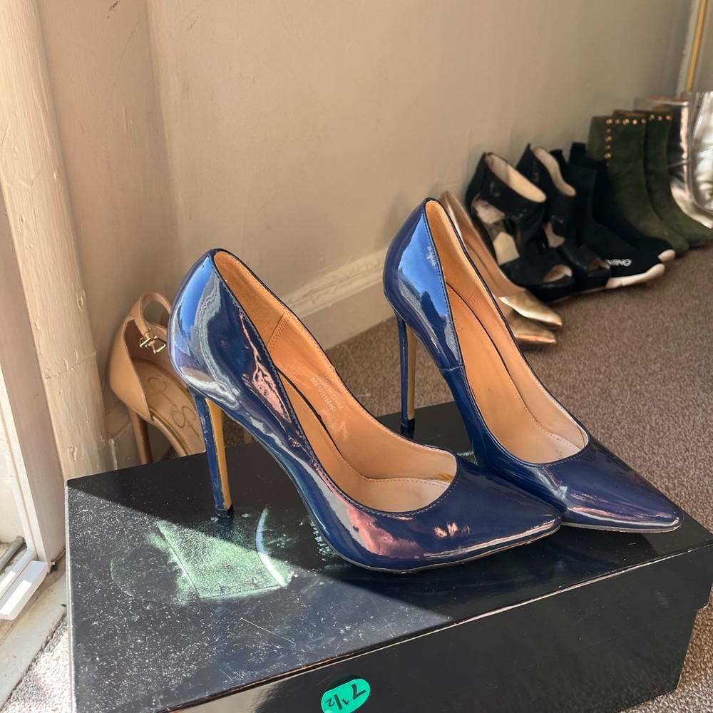 Business casual high heels